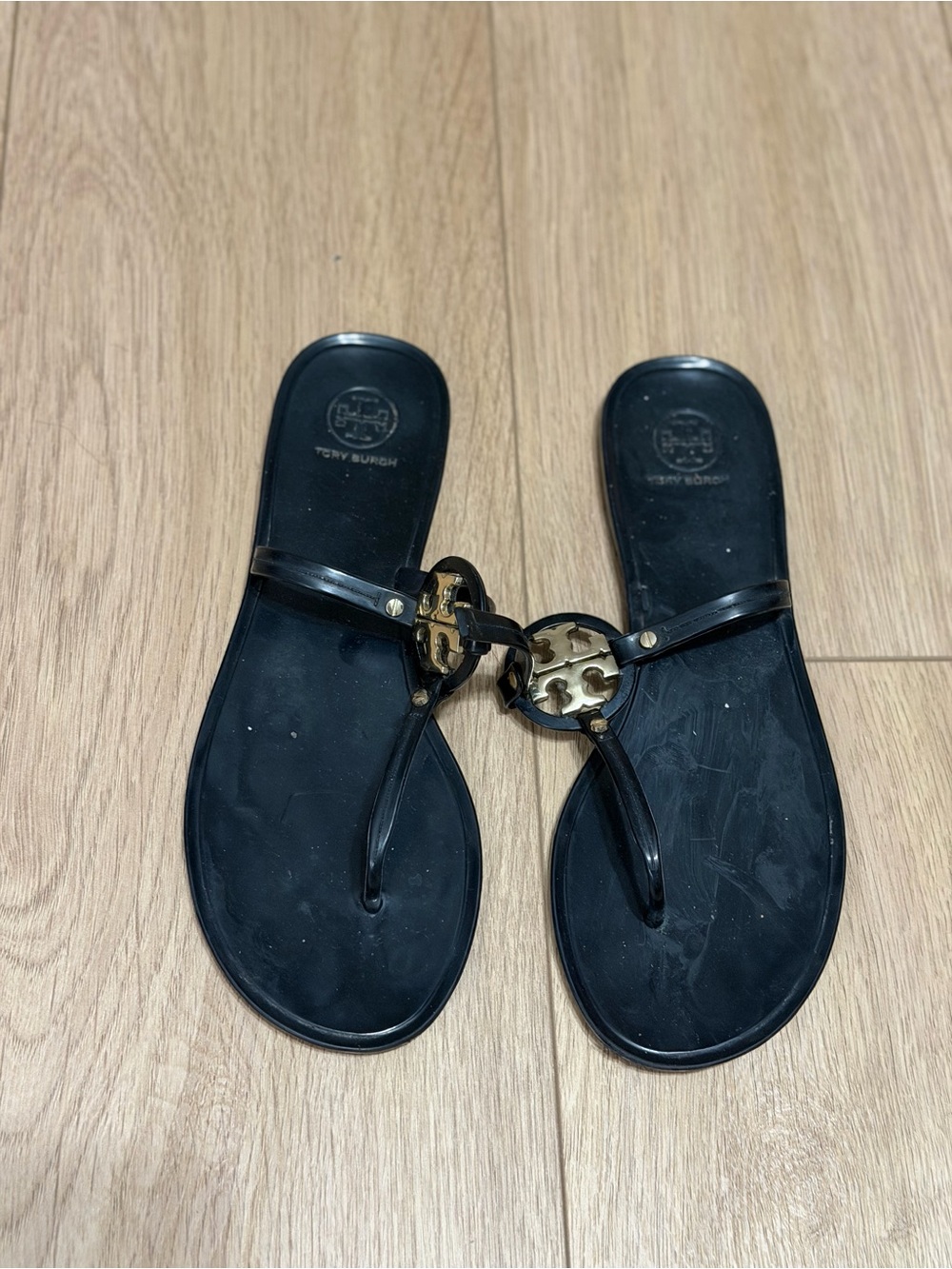 Tory Burch Navy/Black Logo Jelly Thong Sandals - Picture 2 of 7